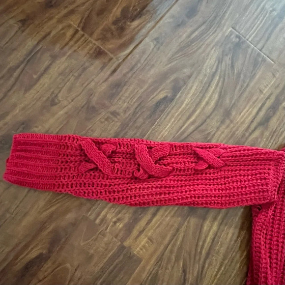 Juniors’ Candie’s Long Sleeve Hi-Lo Pullover Cropped Bow Sweater Red size XS - Picture 9 of 11